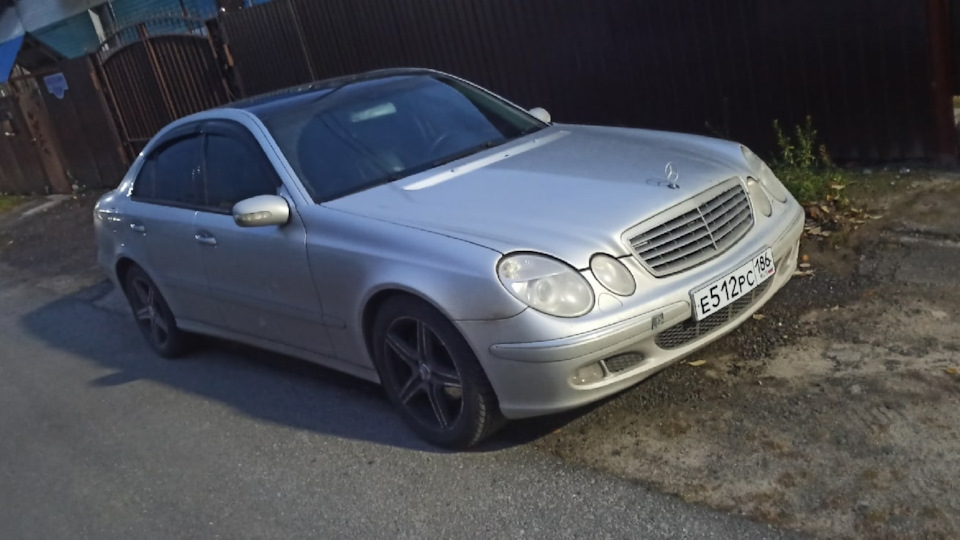 Разряжается АКБ — Mercedes-Benz E-class (W211), 3,2 л, 2002 года ...