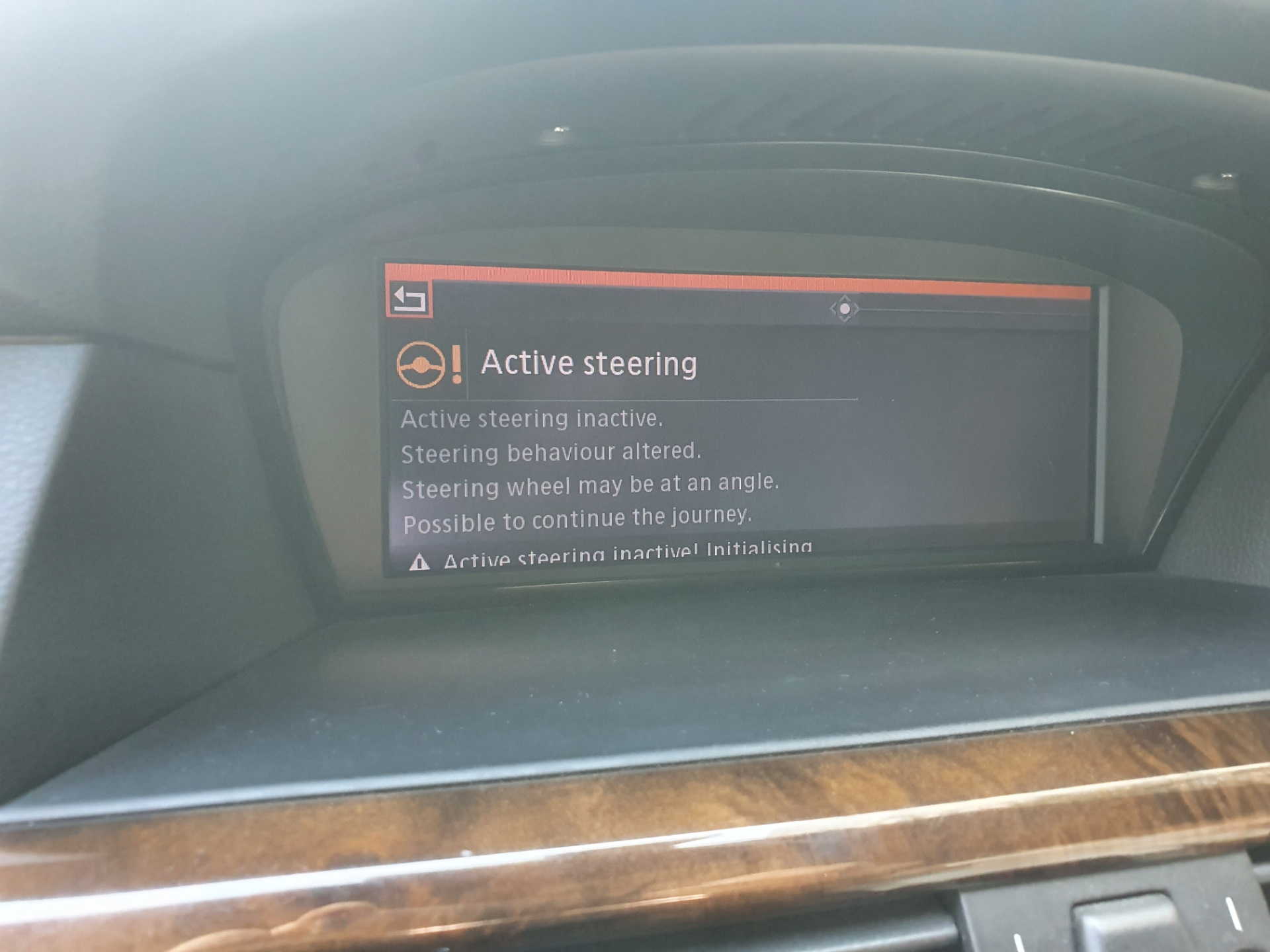 Бмв ошибка аккумулятора. Ошибка active steering bmw. active steering system ошибка. start assistant inactive bmw e60 ошибка. active steering system ошибка после снятия акум.