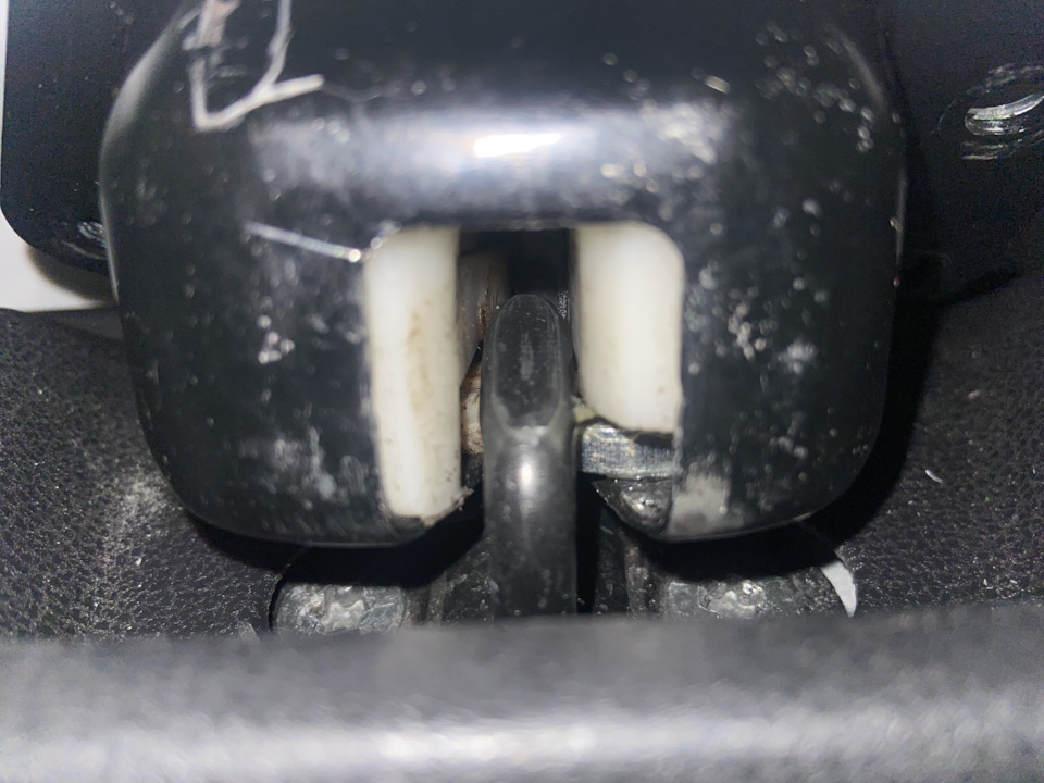 Заклинил замок багажника/ замена тормозов и жидкостей/ готовимся к лету ...