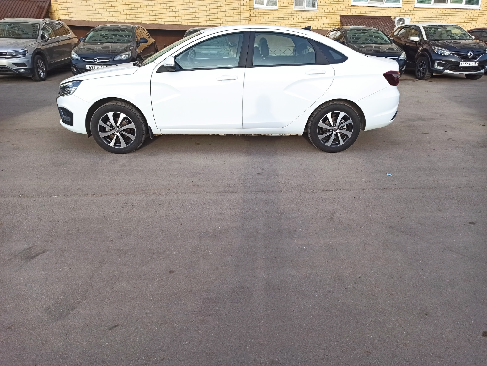На волне переобувок — Lada Vesta (NG), 1,6 л, 2023 года | колёсные ...
