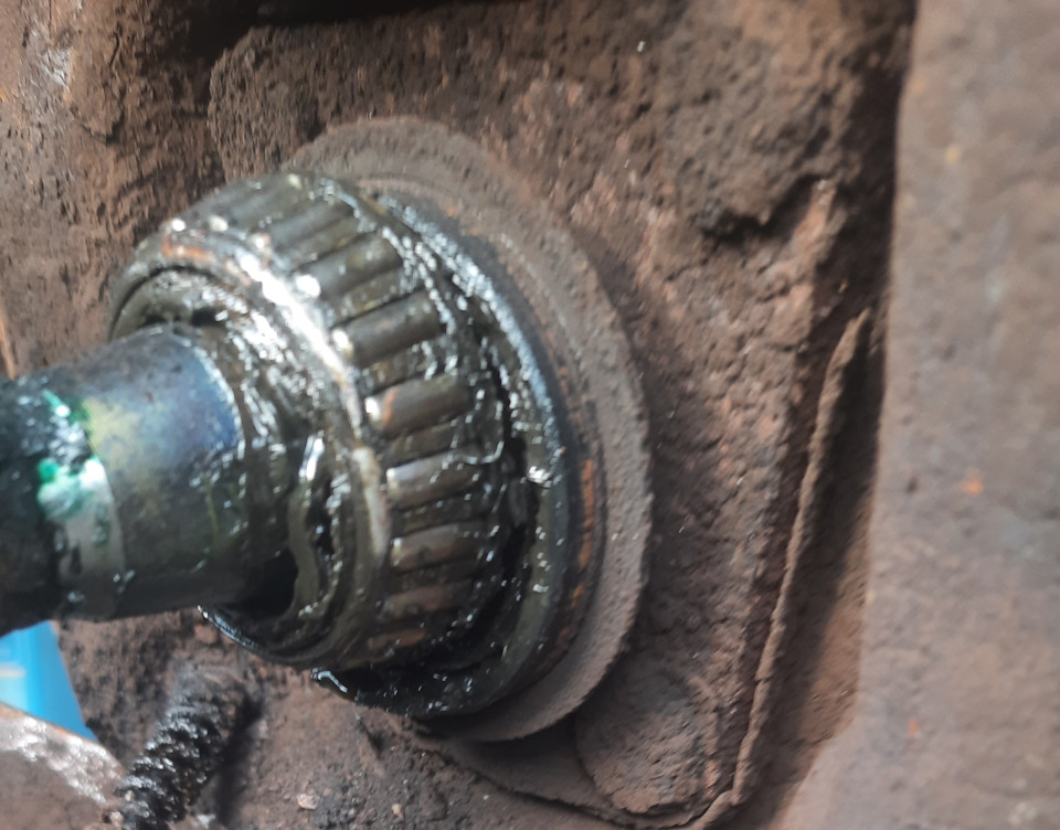 замена задних тормозных барабанов и регулировка затяжки ступичного ...