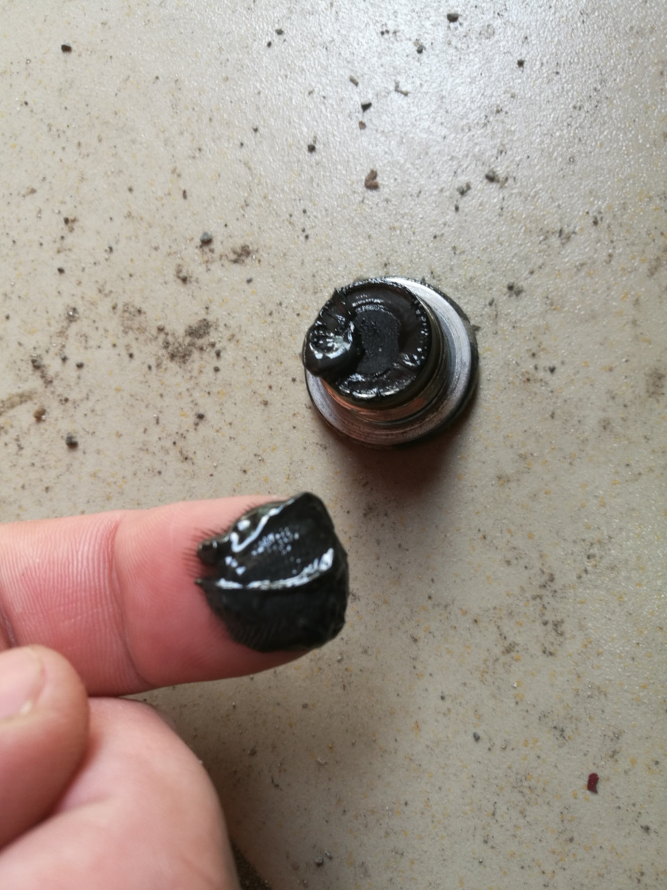 Замена масла в раздатке и дифференциале. — Mitsubishi Eclipse Cross, 1 ...