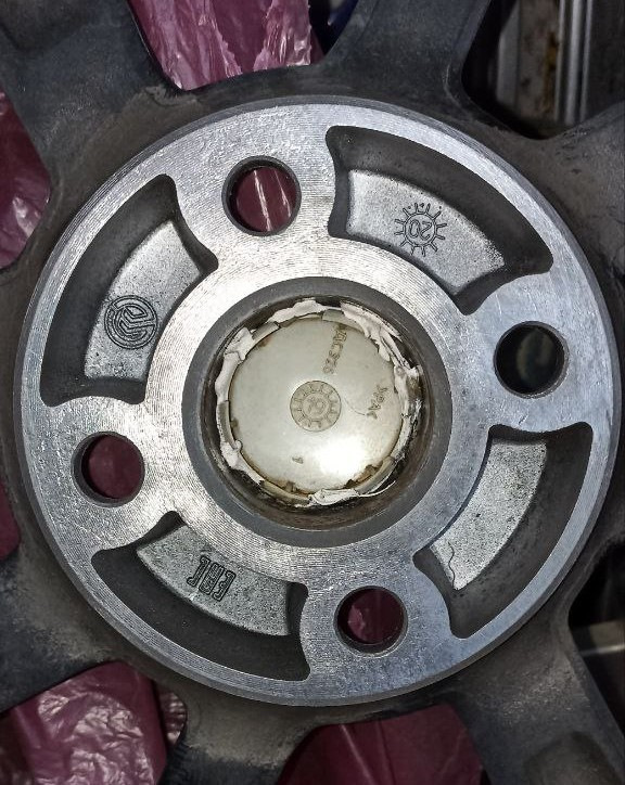 Замена колодок и грыжа на зимней резине — KIA Rio (4G), 1,6 л, 2019 ...