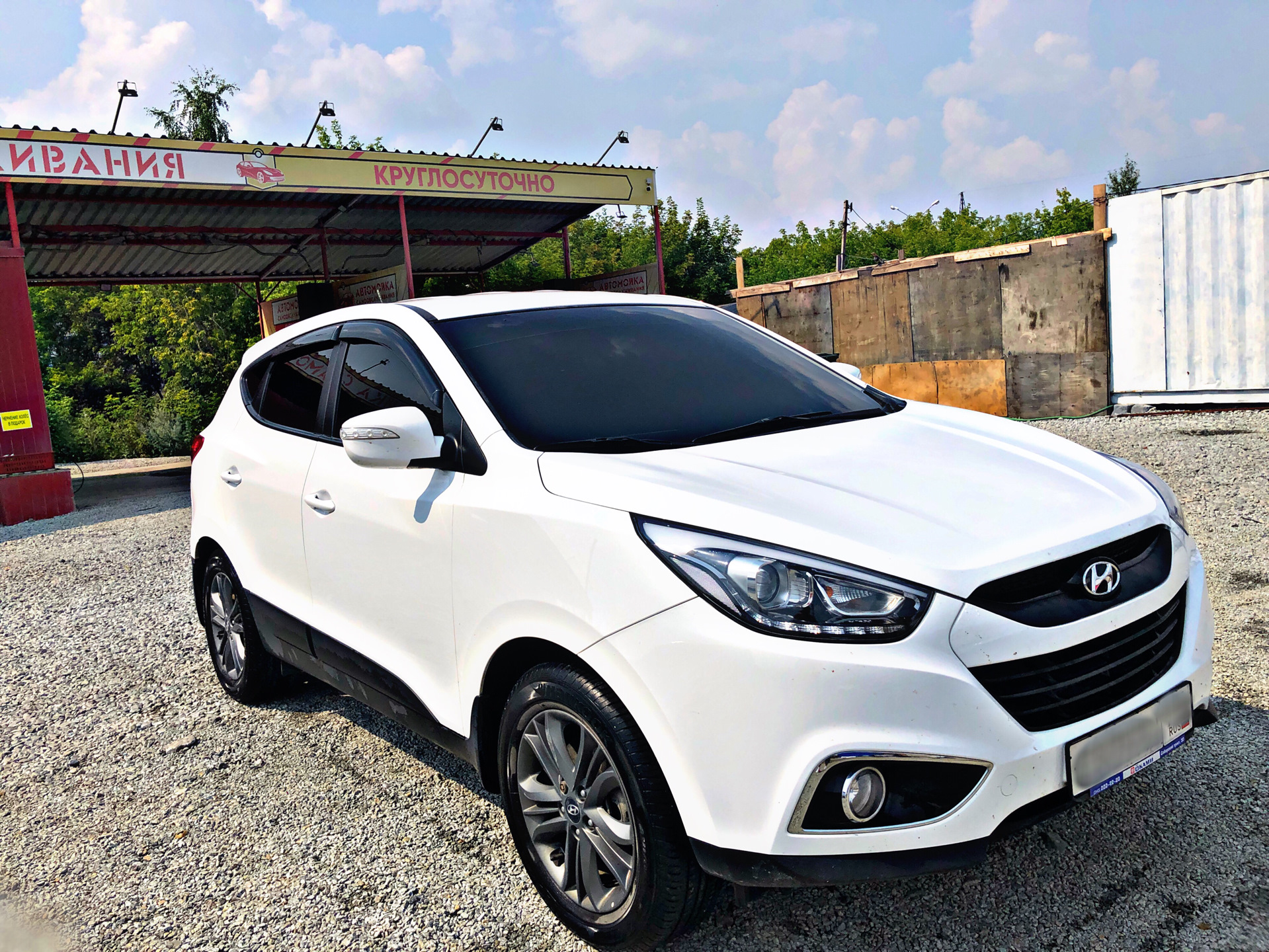 Хендай аикс 35. Hyundai ax35. Хендай аикс 35 белый. Ix35 Hyundai мята. Hyundai ix35 в тонере.