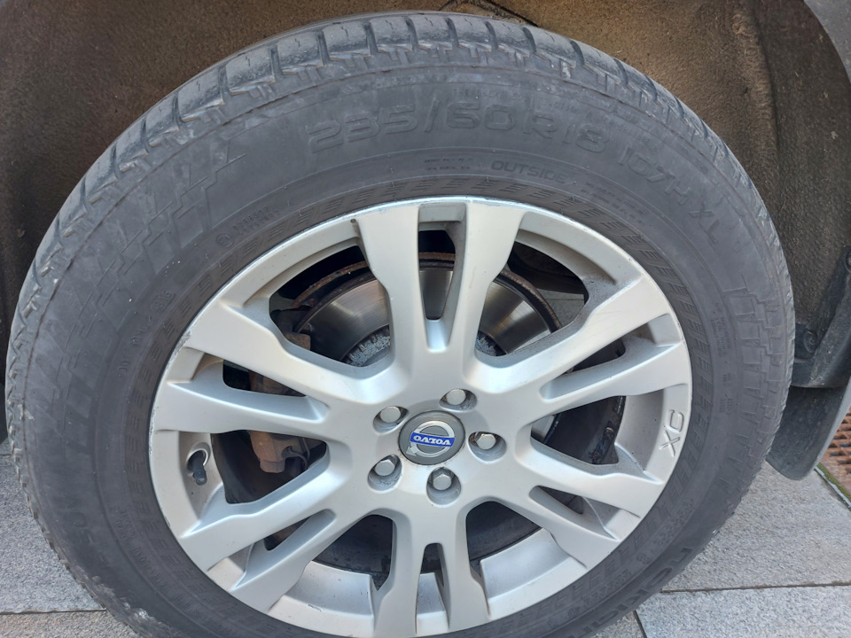 Nokian hakka blue suv 235/60 r18 107h xl — Volvo XC90 (1G), 2,5 л, 2012 ...