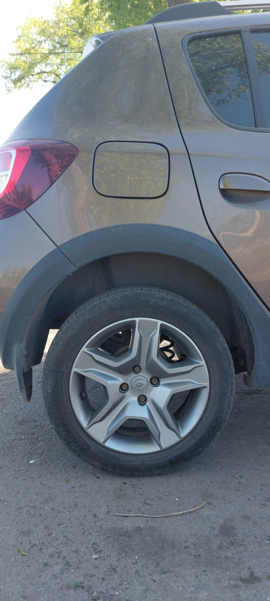 Новая летняя резина viatti 205/60 R16 — Renault Sandero Stepway (2G), 1 ...
