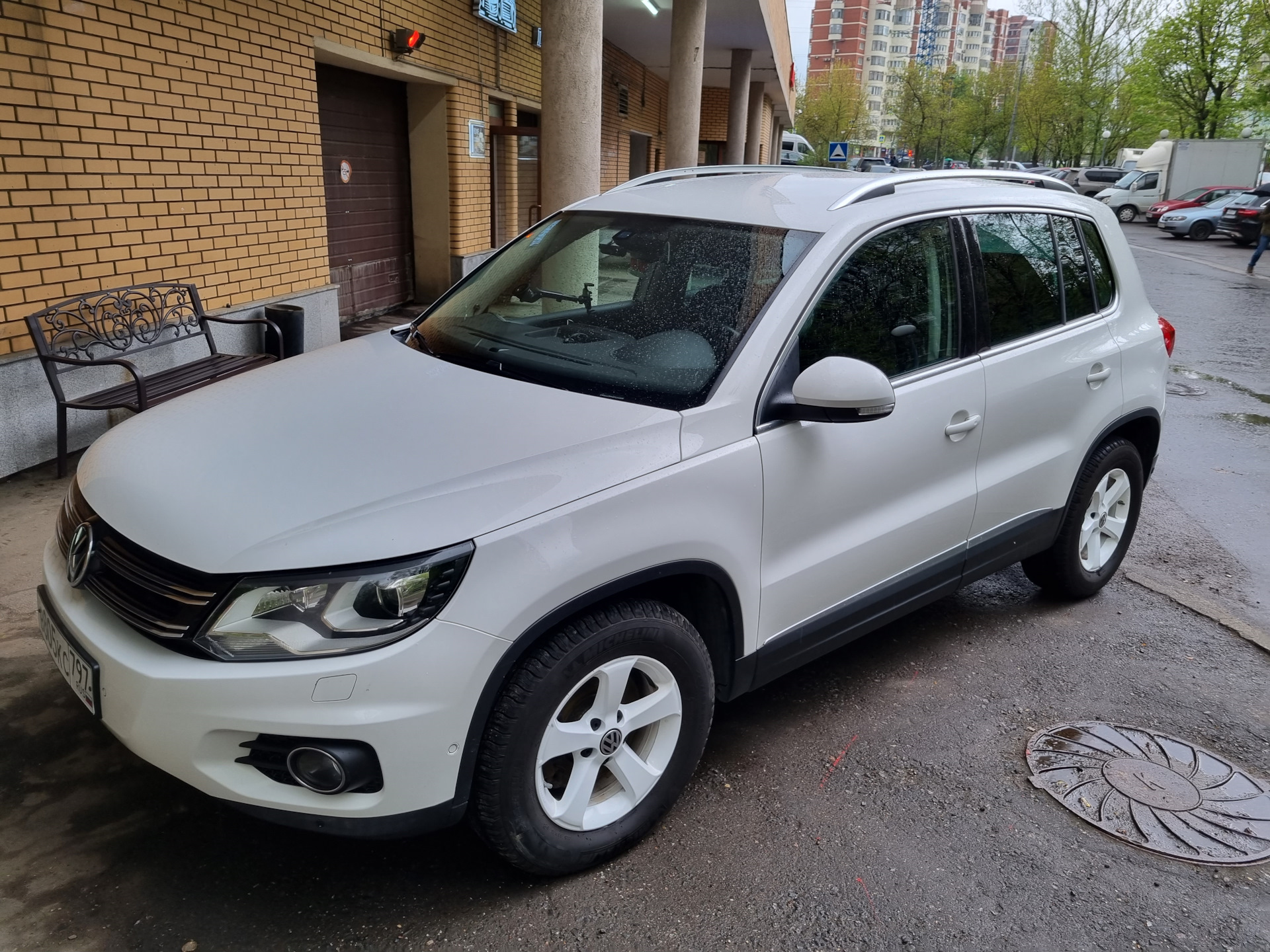 Tiguan 1 белый перламутр