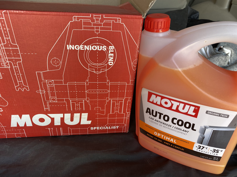 Замена антифриза Motul + BG — Toyota Land Cruiser Prado 120-series, 4 л ...