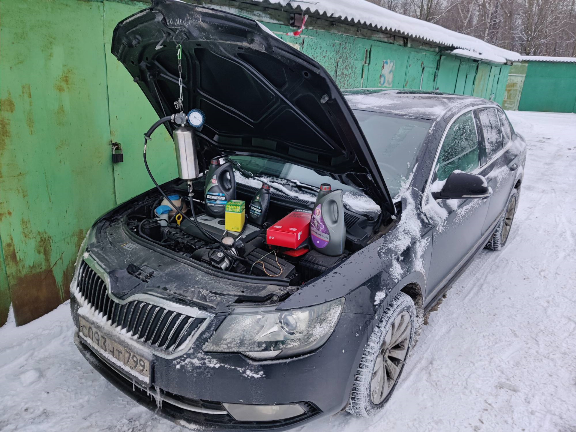 Skoda Superb mk2 1.8 промывка топливных форсунок без снятия — Промывка ...