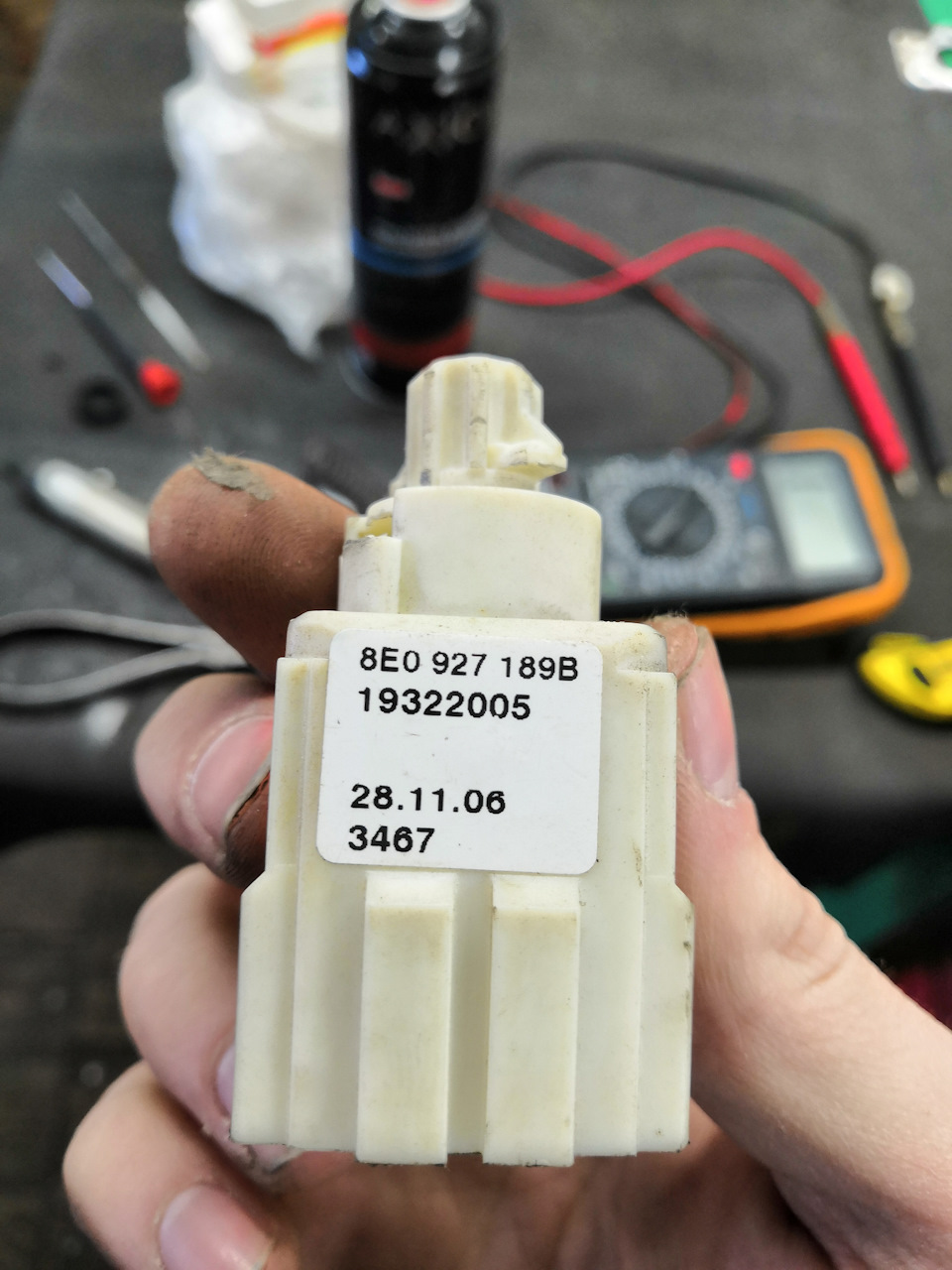 Восстановление концевика педали сцепления — Audi A4 (B6), 1,8 л, 2001 ...