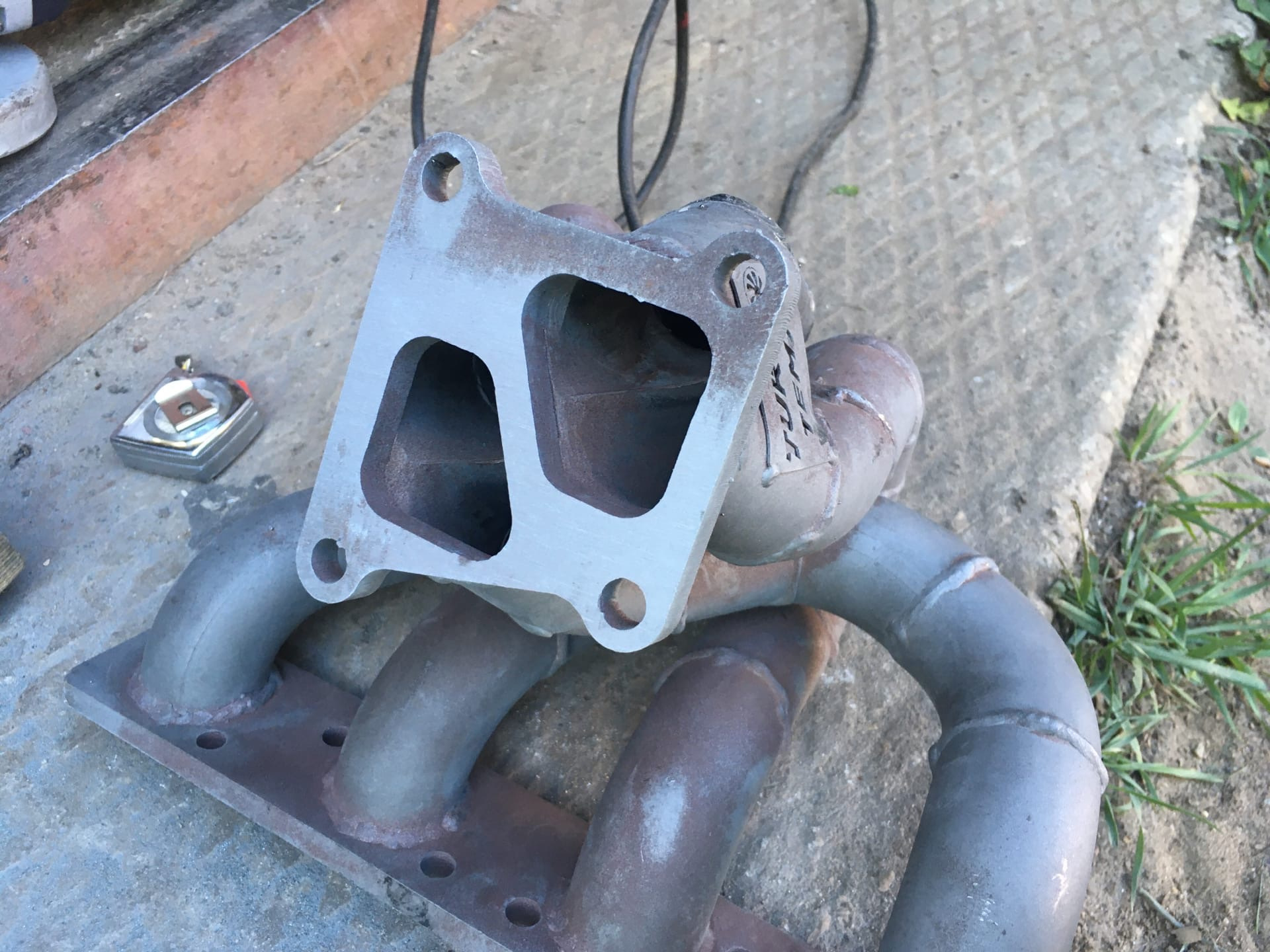 Коллектор vw 1. 823631 турбина с коллектором. Турбина во впускной коллектор. Впускной коллектор c20xe. Турбина во впускной коллектор.