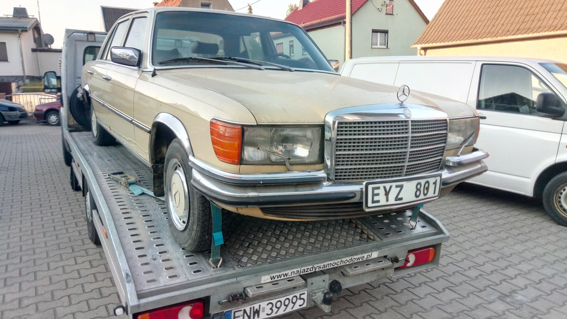 Mercedes-Benz S-Class (W116) 2.8 бензиновый 1977 | 