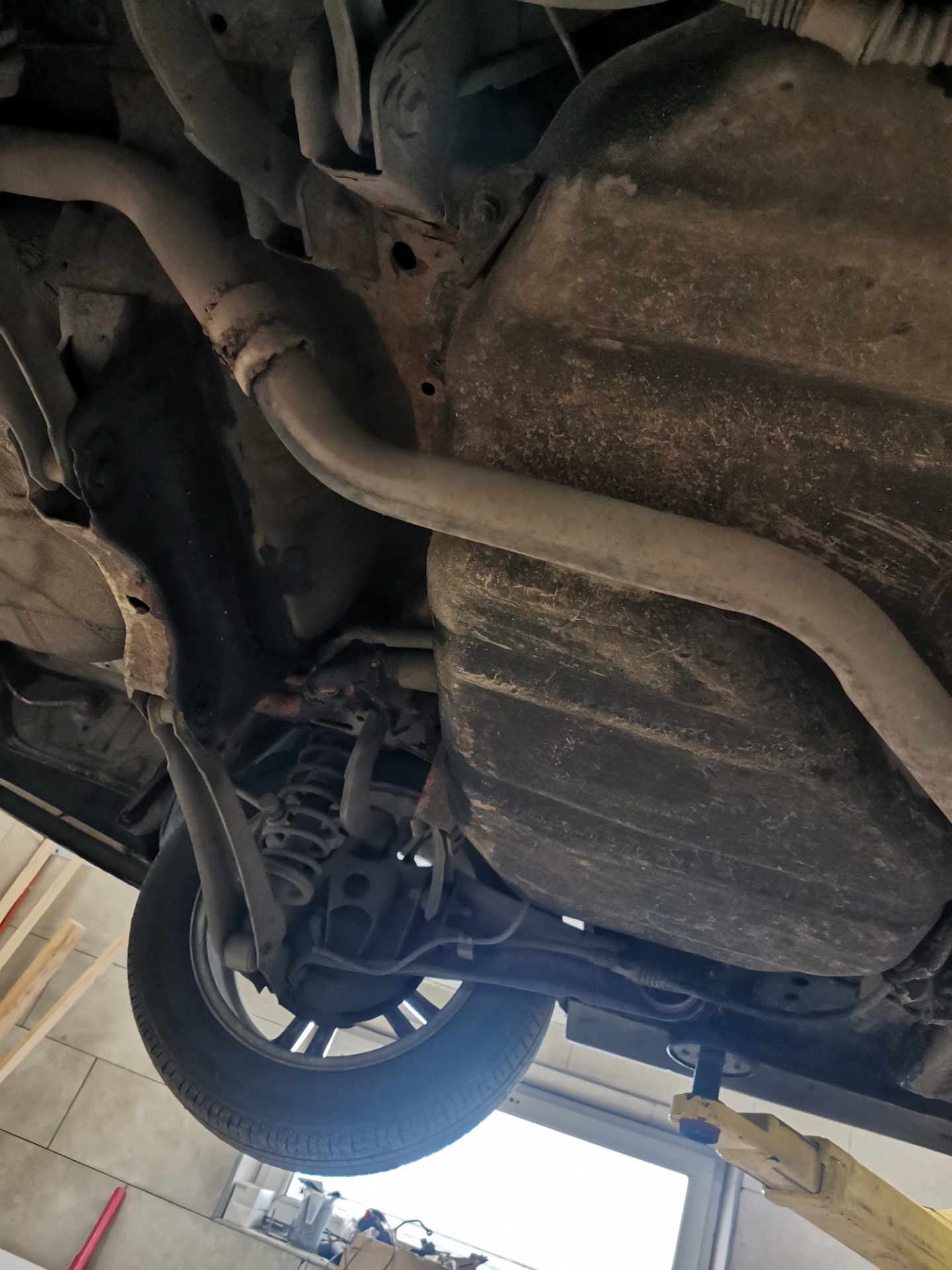 Сварка глушителя, гофры. — Mitsubishi Lancer IX, 2 л, 2006 года | визит ...