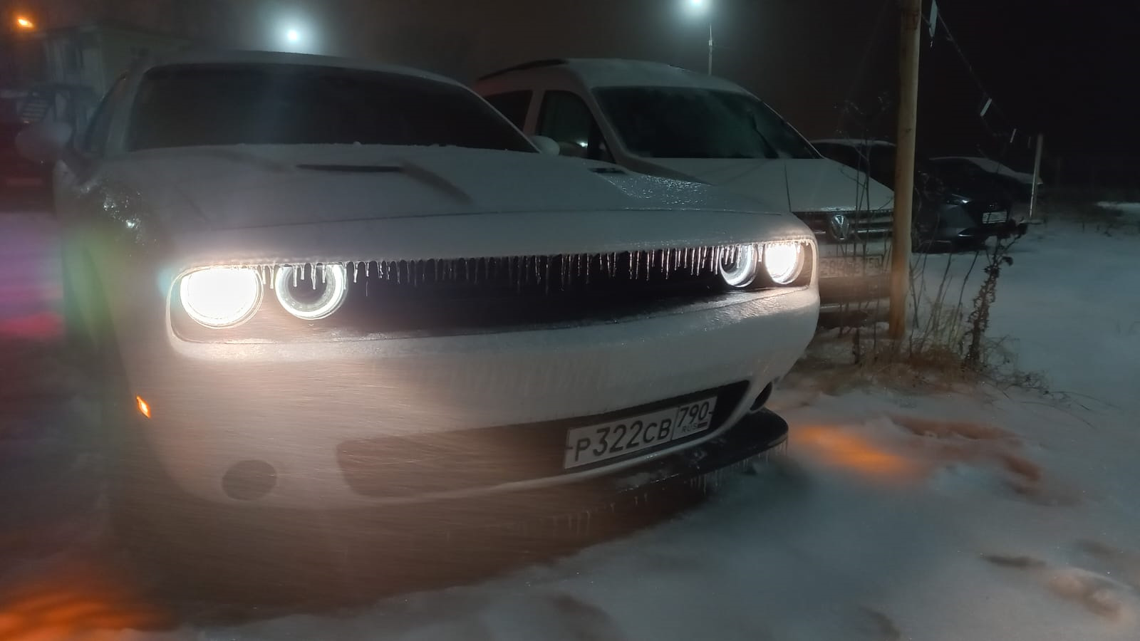 Dodge Challenger 3.6 бензиновый 2019 | белый додж на DRIVE2