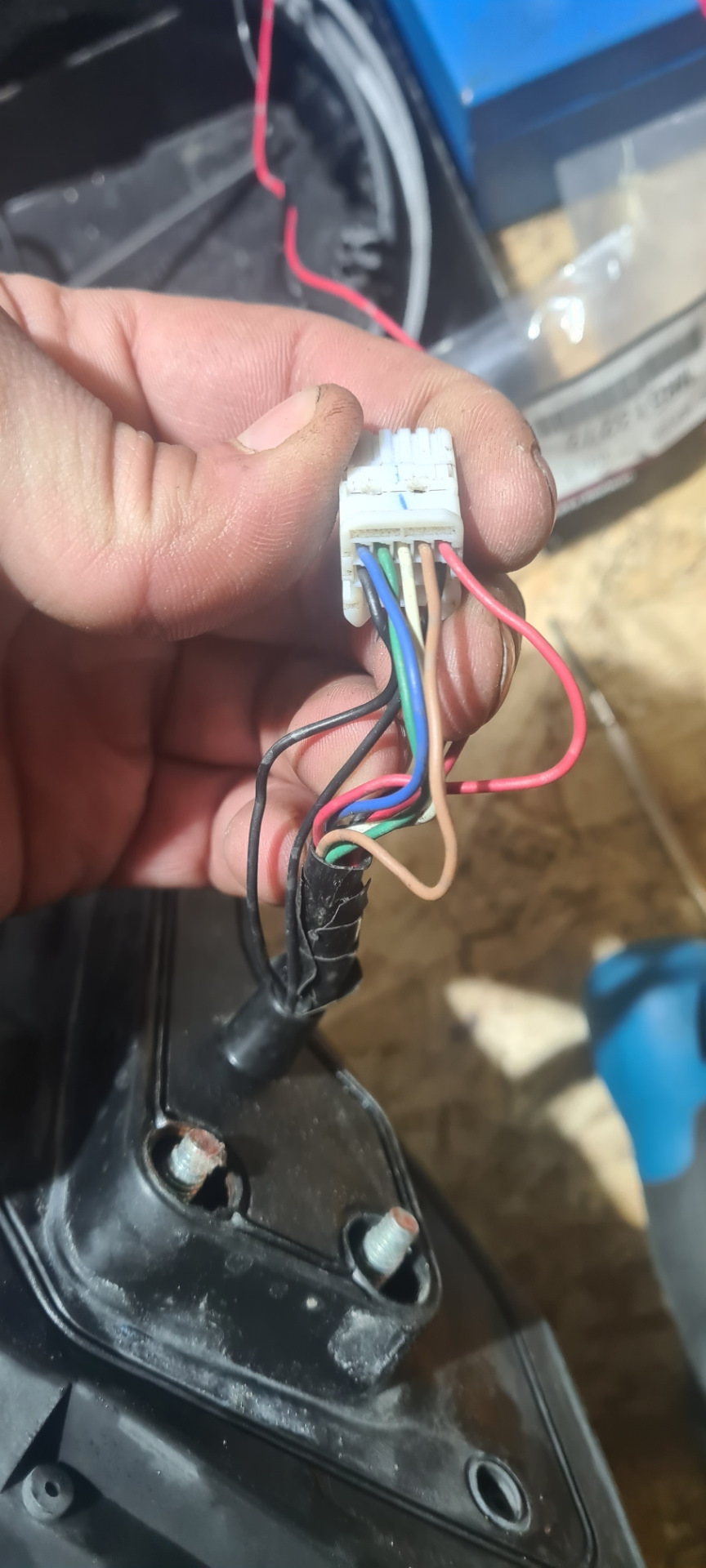 124. Электроскладывание зеркал, кольца для колонок — Mitsubishi Lancer ...