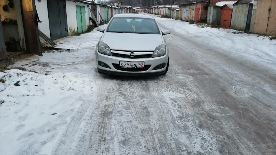 Прыгают обороты на холодную. — Opel Astra H, 1,8 л, 2007 года | поломка ...