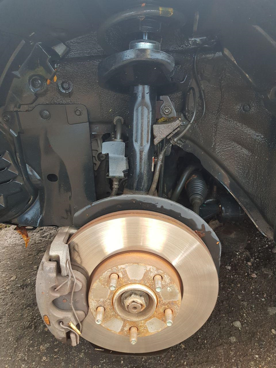 Пробитое колесо- к лучшему! Или не все девочки — девочки))) — Mazda 3 ...