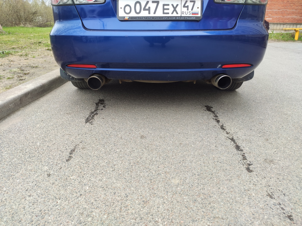 Конденсат из выхлопной — Mazda 6 (1G) GG, 2 л, 2005 года | наблюдение ...