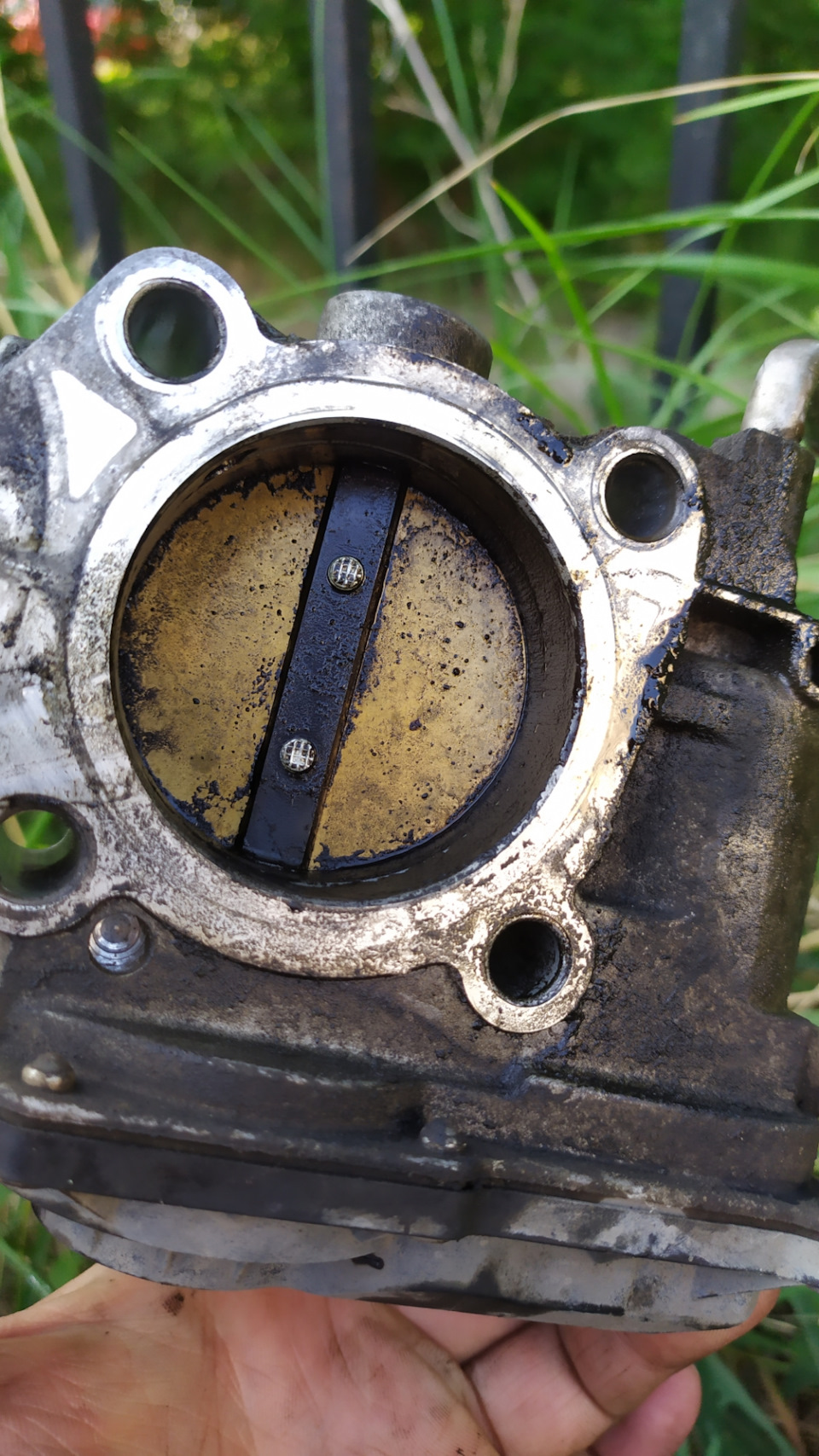 Чистка дроссельной заслонки — Toyota Camry (XV40), 2,4 л, 2007 года ...