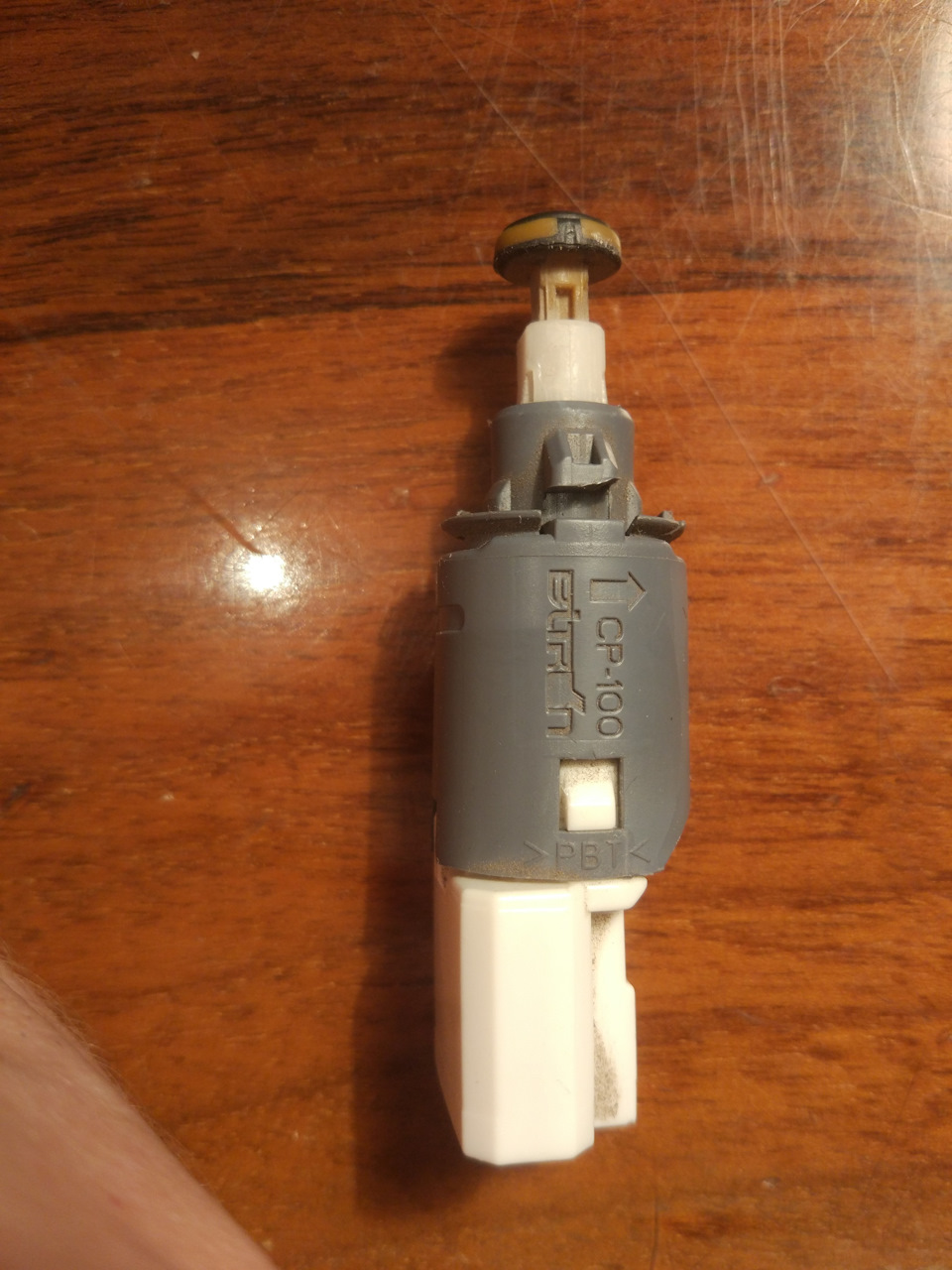 Не горят стоп-сигналы — Renault Kangoo (2G), 1,6 л, 2013 года | своими ...