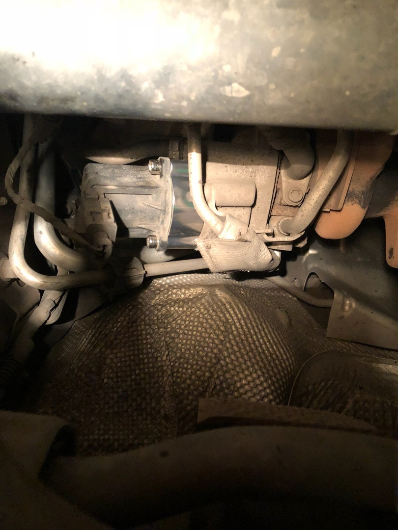 Задний сайлентблок переднего рычага А5 фл — Skoda Octavia A5 Mk2, 1,6 л ...