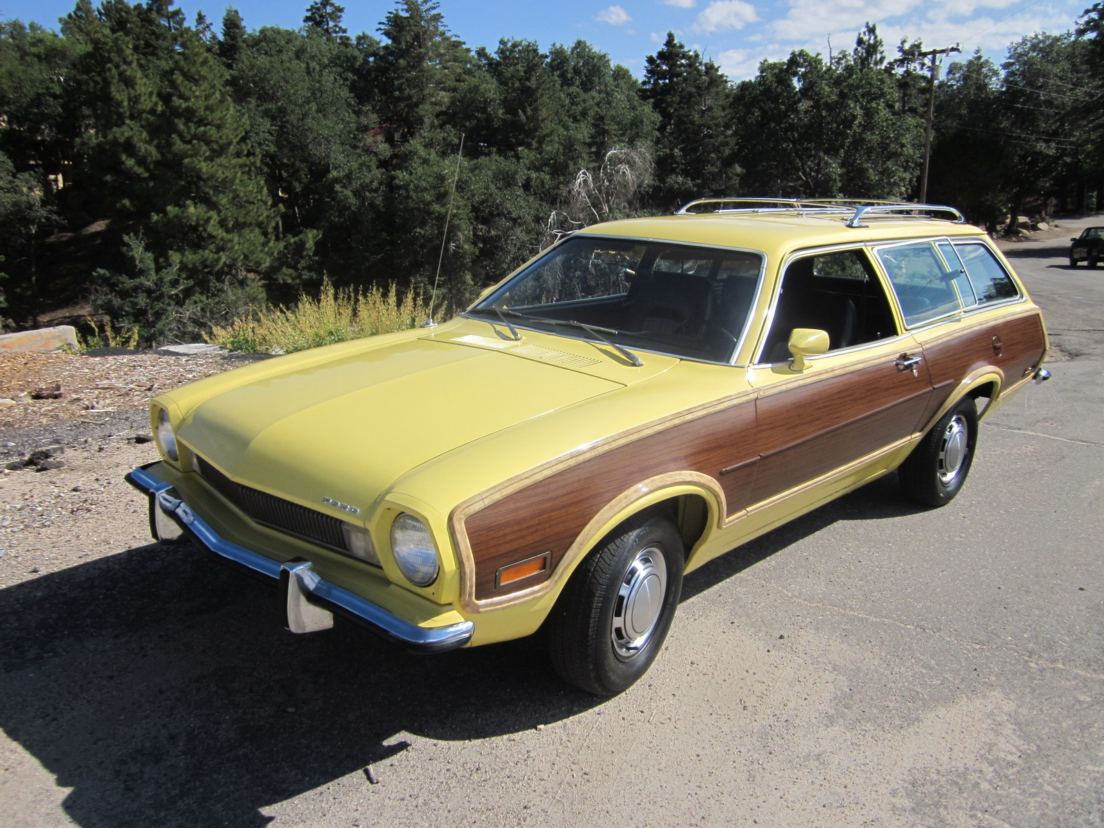 Ford Pinto Squire Wagon '72-77.
