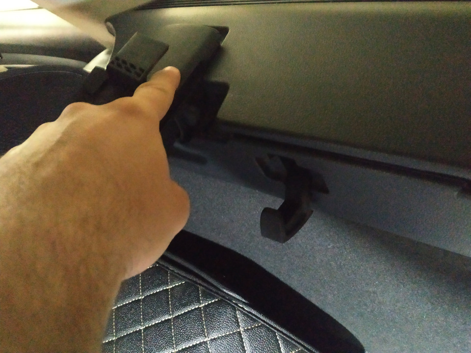 Стекло потеет. Снаружи. — KIA Seltos, 2 л, 2019 года | наблюдение | DRIVE2