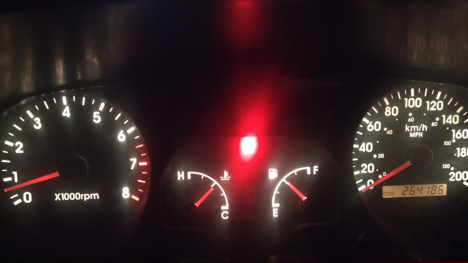 Фото в бортжурнале KIA Sportage (1G). Запчасти на фото: 254185