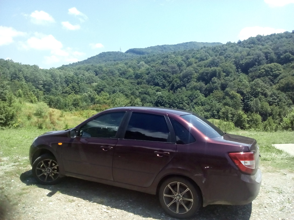 Поездка на море .Саратов-Небуг-Ольгинка-Саратов — Lada Гранта, 1,6 л ...