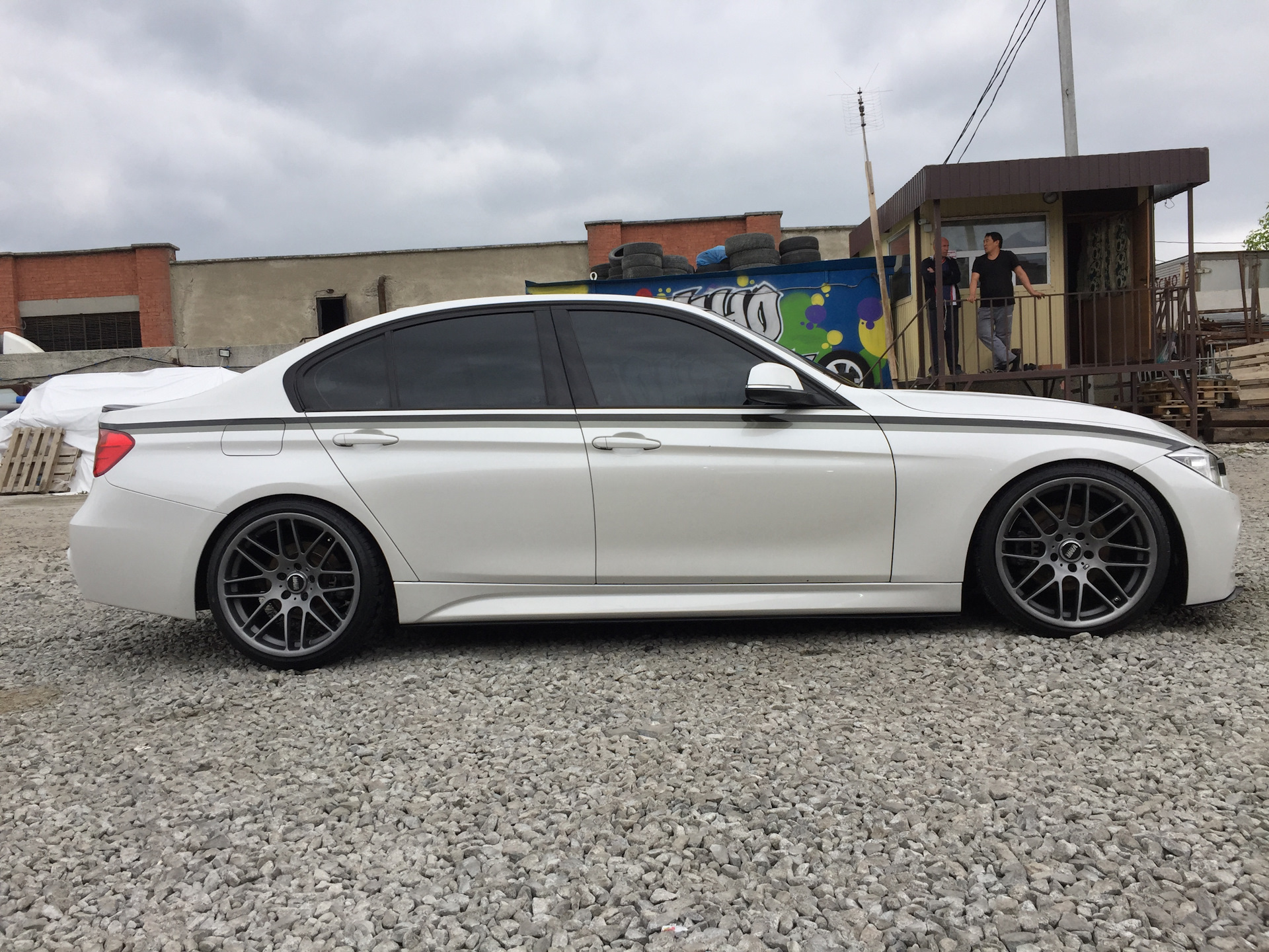 Какой вылет диска bmw f30