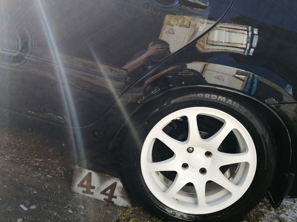 213) Первая сквозная коррозия — Lada Гранта, 1,6 л, 2012 года ...