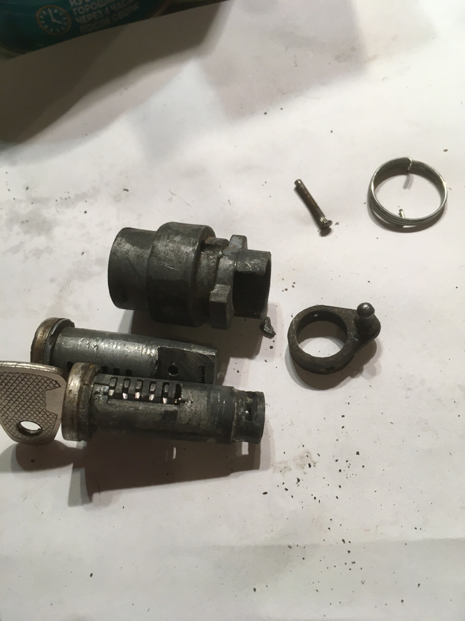 Крышка заливной горловины под ключ на азлк 2137 часть2 — Москвич 2137 ...