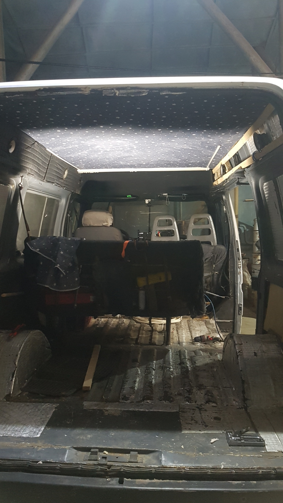 Из последних событий жизни транзюка) — Ford Transit (4G), 2,5 л, 1991 ...