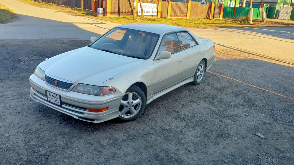 Toyota Mark II (100) 2.0 бензиновый 2000 на DRIVE2