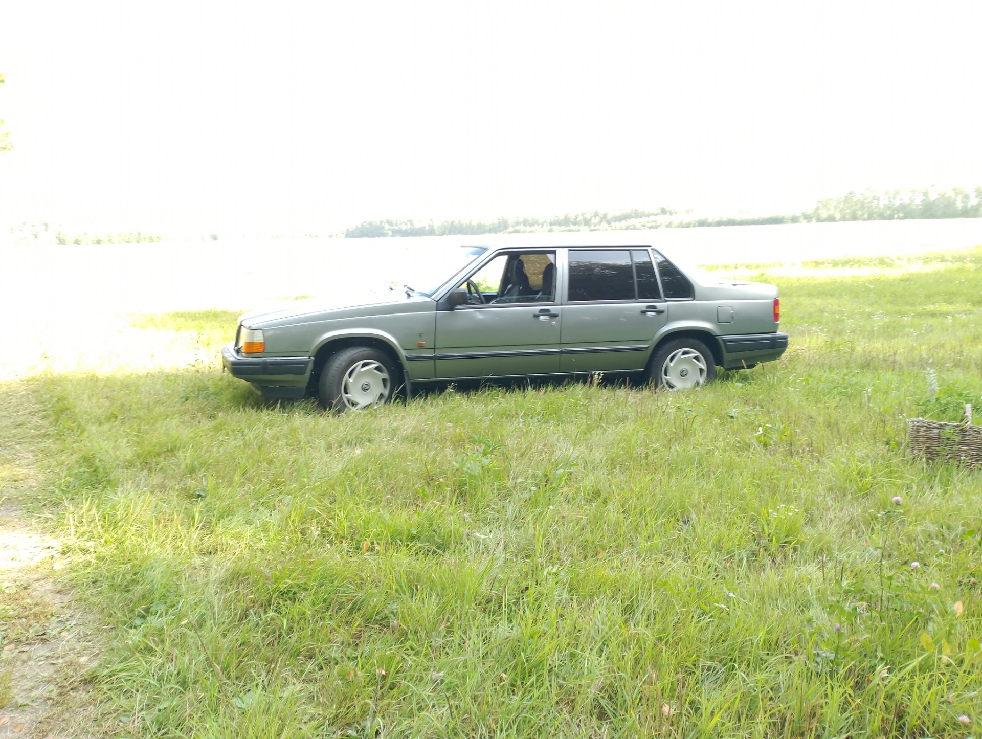 Ищу задние брызговики — Volvo 940, 2,3 л, 1991 года | аксессуары | DRIVE2