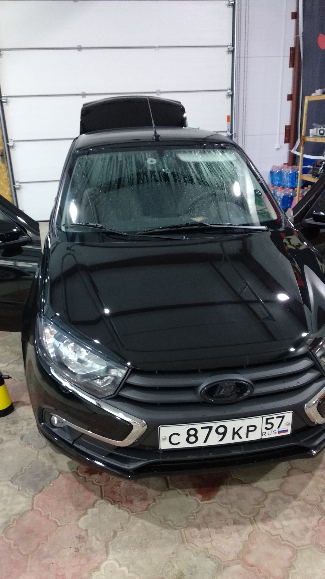 Бронепленка на крышу — Lada Гранта (2G) FL, 1,6 л, 2019 года | тюнинг ...