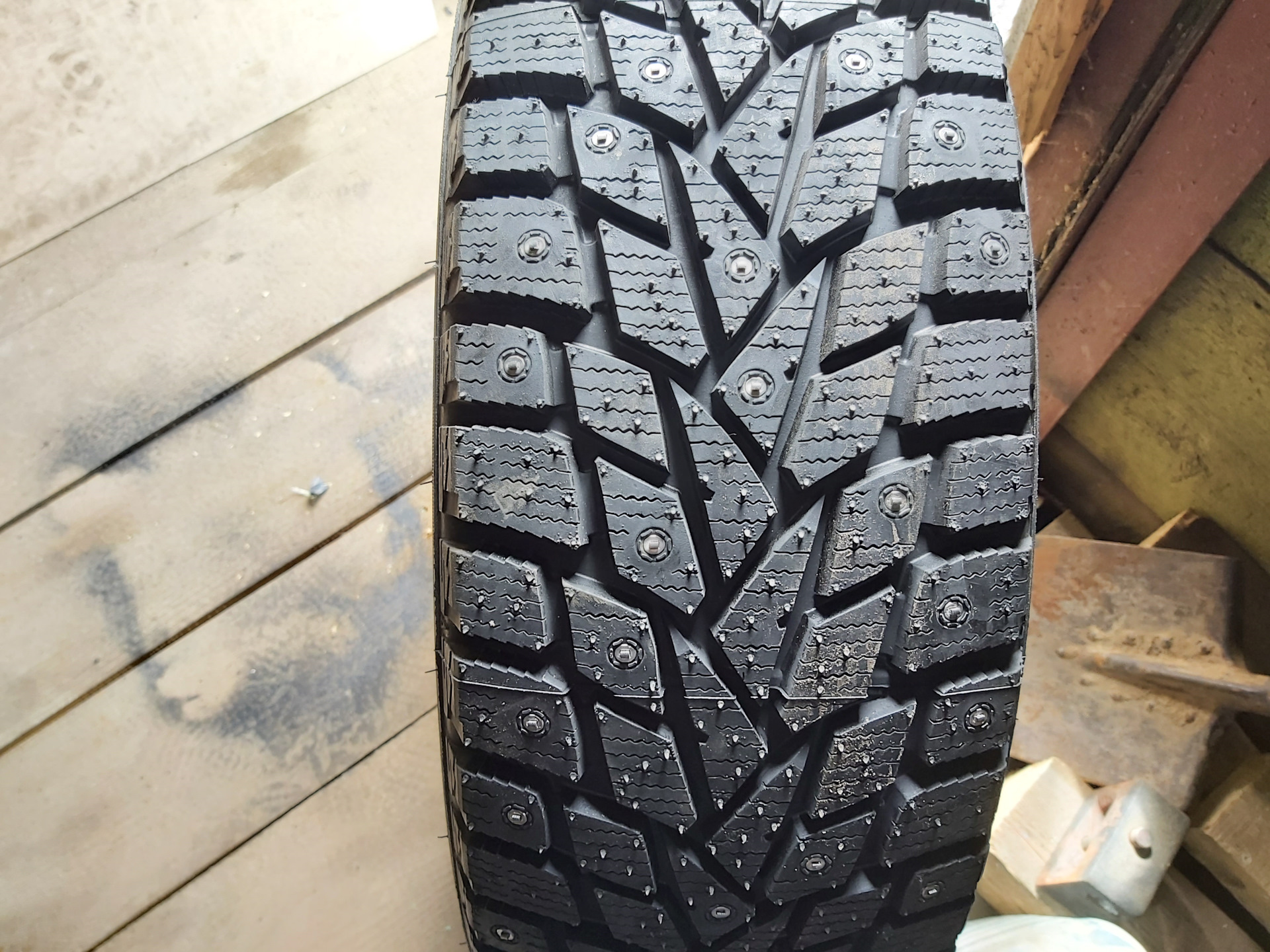 Dunlop ice 02. Dunlop grandtrek ice 2. Dunlop grandtrek ice 2. Данлоп айс 02 фото. Автошина 265/70/r16 шипованная dunlop grandtrek ice 02.