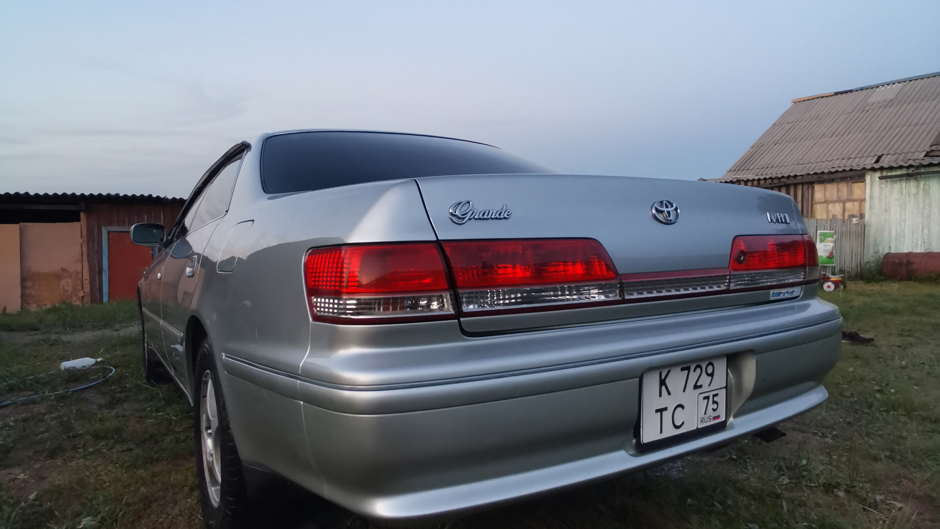 Toyota Mark II (100) 2.0 бензиновый 2000 | на DRIVE2