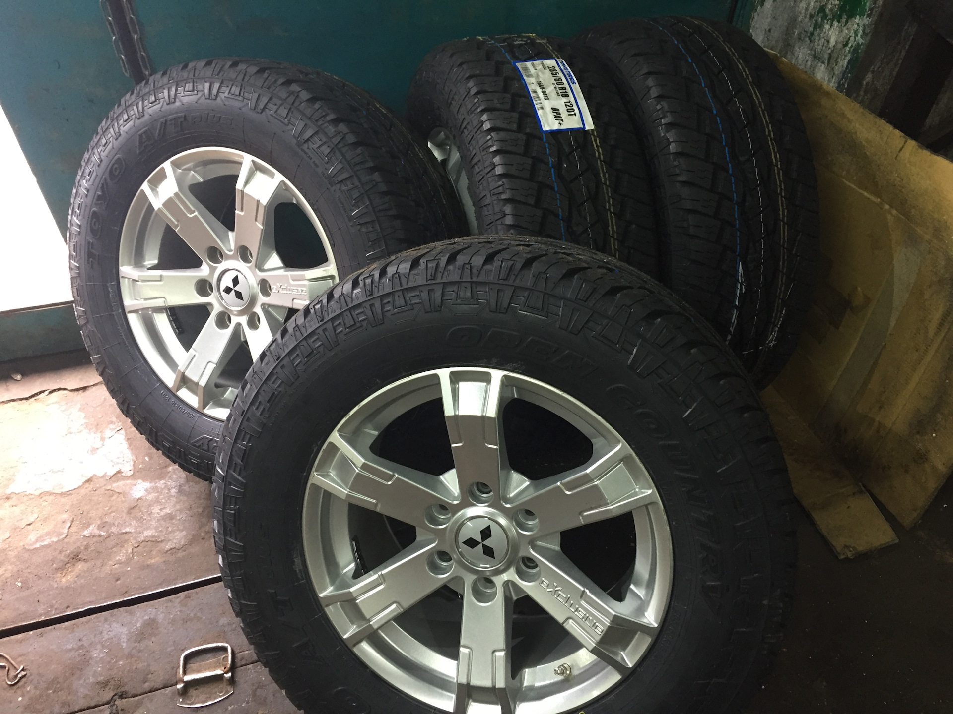 285 60 r18 a t. 285 60 r18 a t
