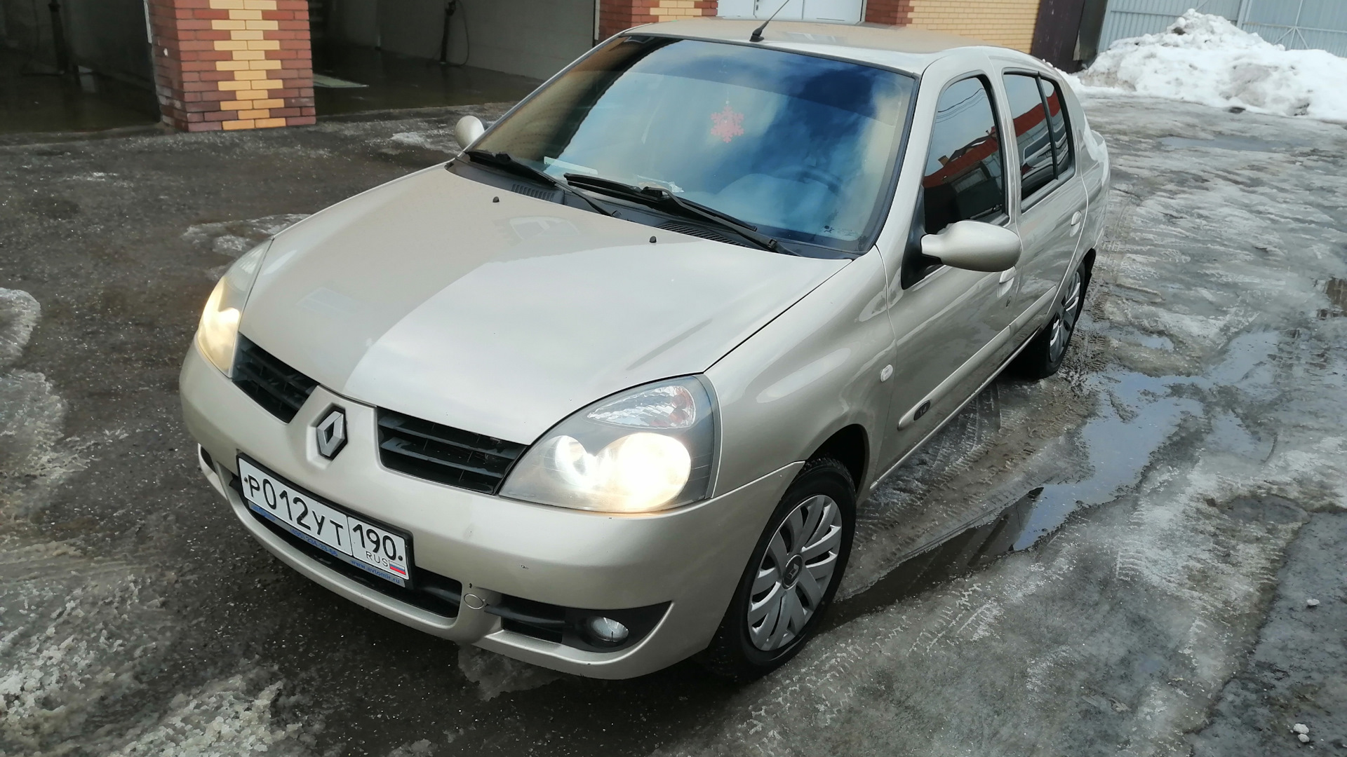 Renault Symbol 1.4 бензиновый 2006 | #поджопка на DRIVE2