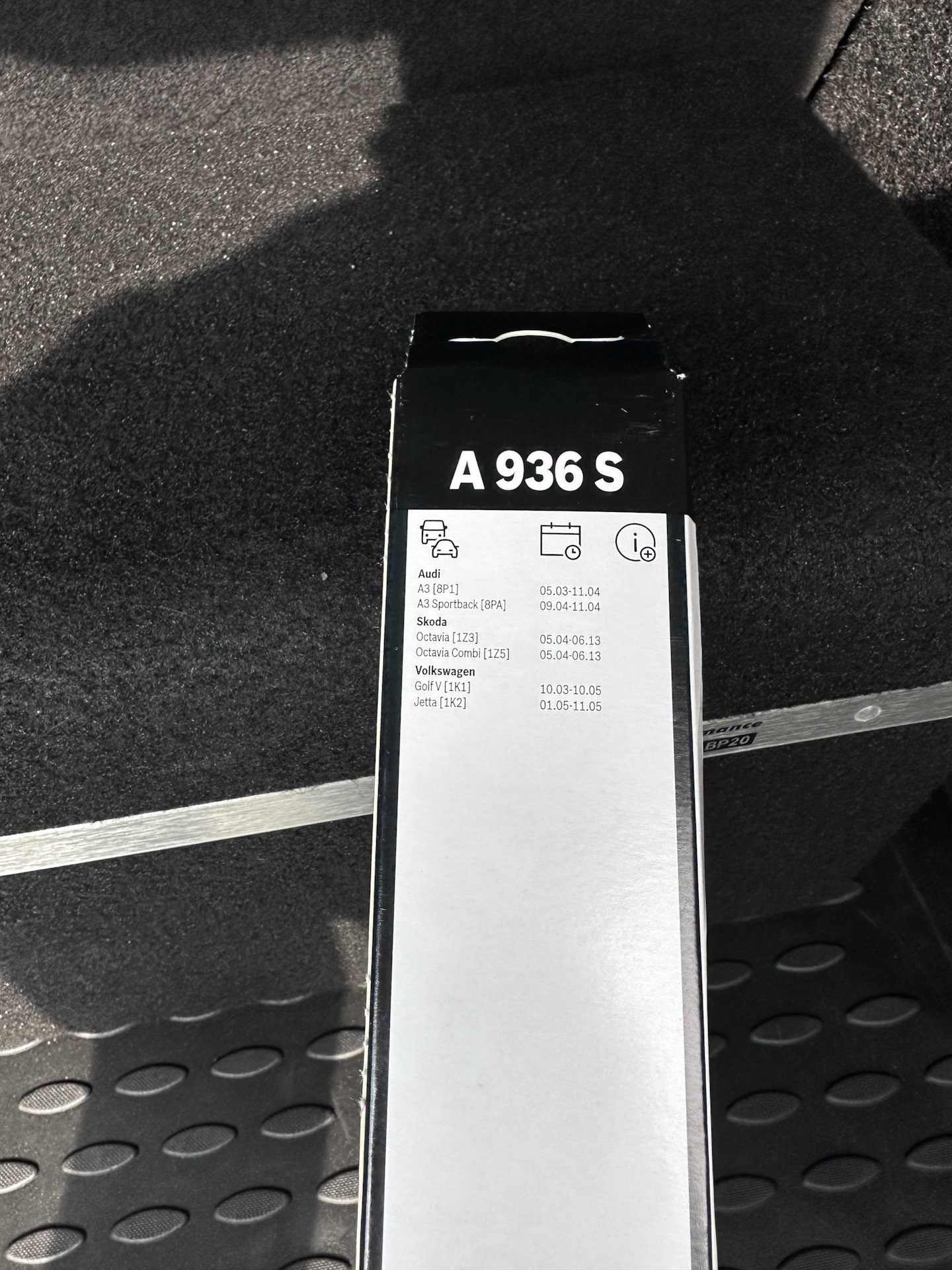 Новые дворники Bosch к новому лобовому. — Skoda Octavia A5 Mk2, 1,8 л ...