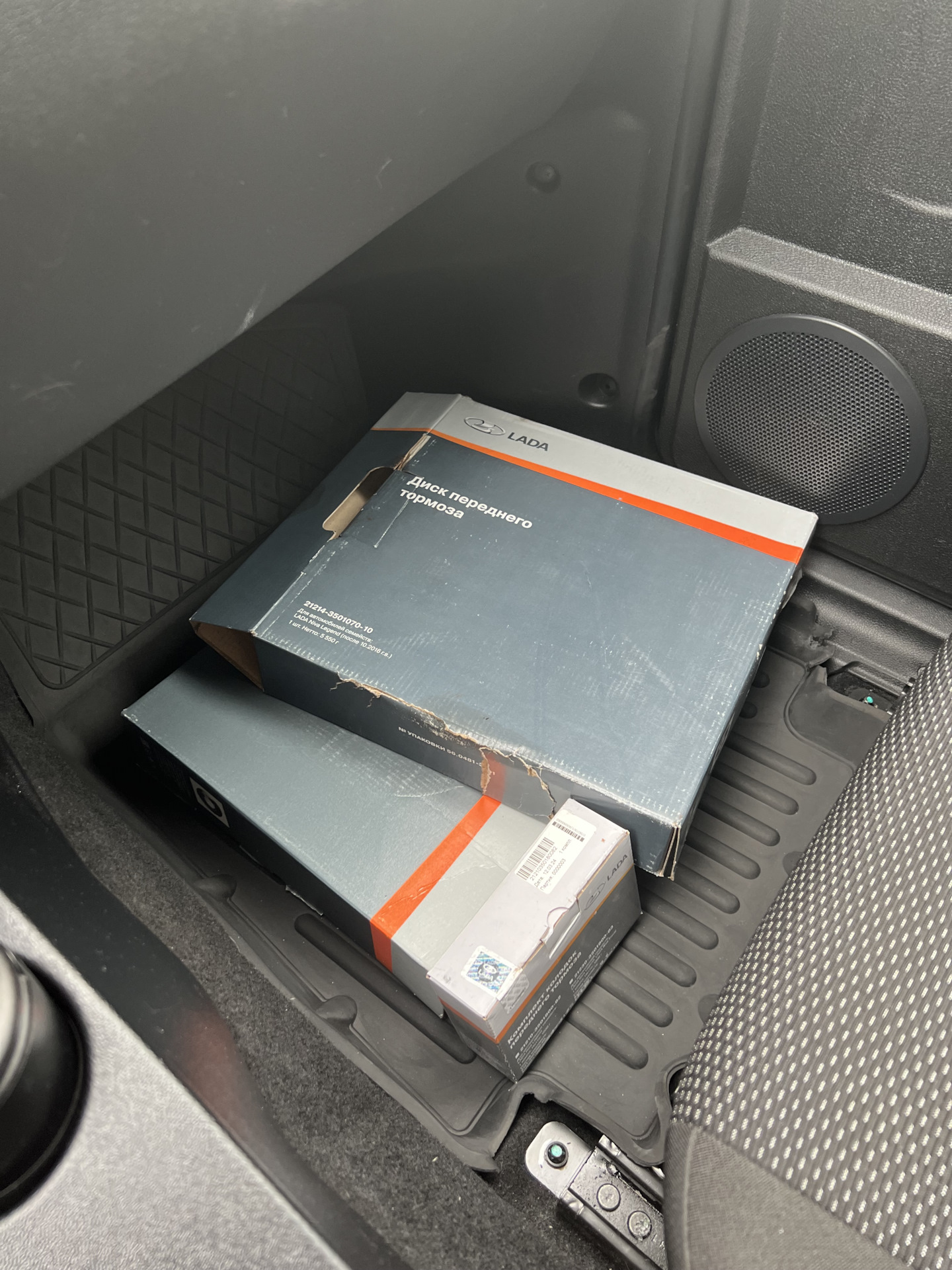 Биение тормозных дисков. — Lada 4x4 3D, 1,7 л, 2023 года | визит на ...