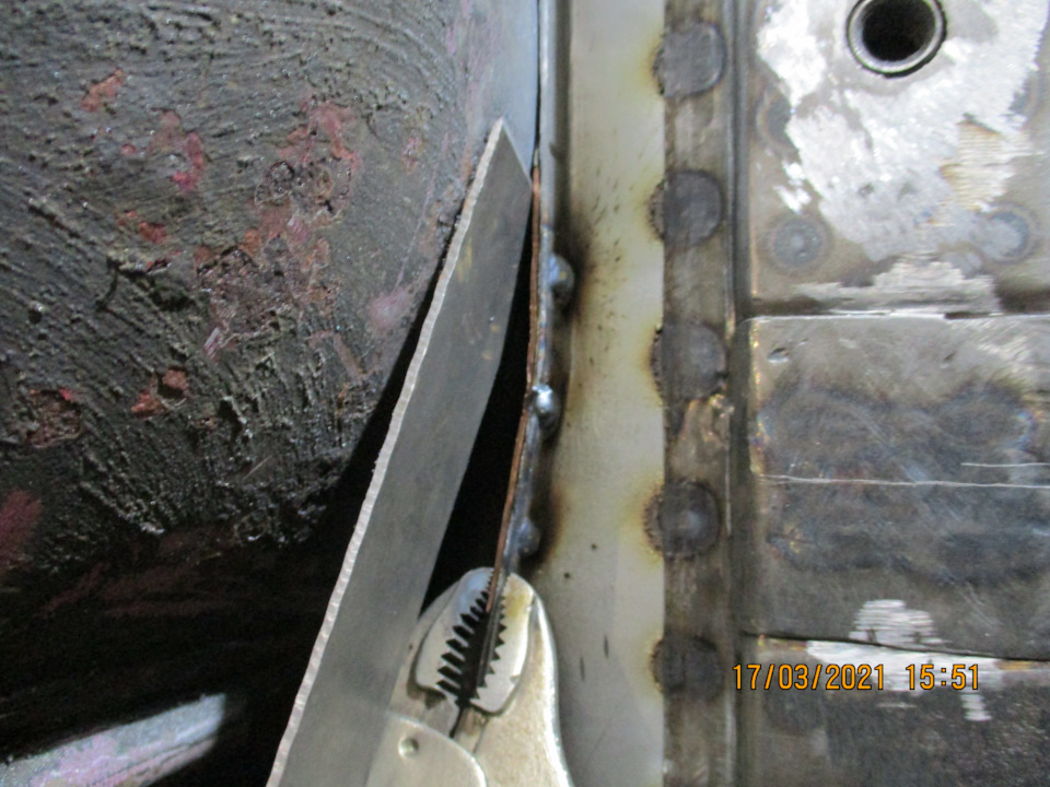 Подтянута и приварена. Тоже через бандаж. — Ford Sierra