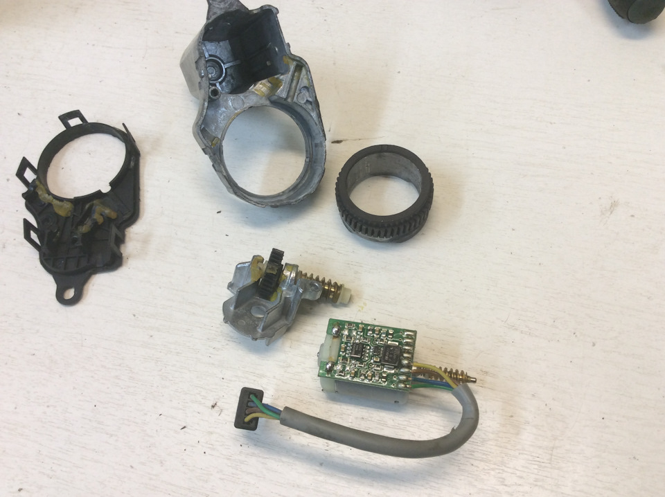 Фото в бортжурнале Nissan Pathfinder (3G)