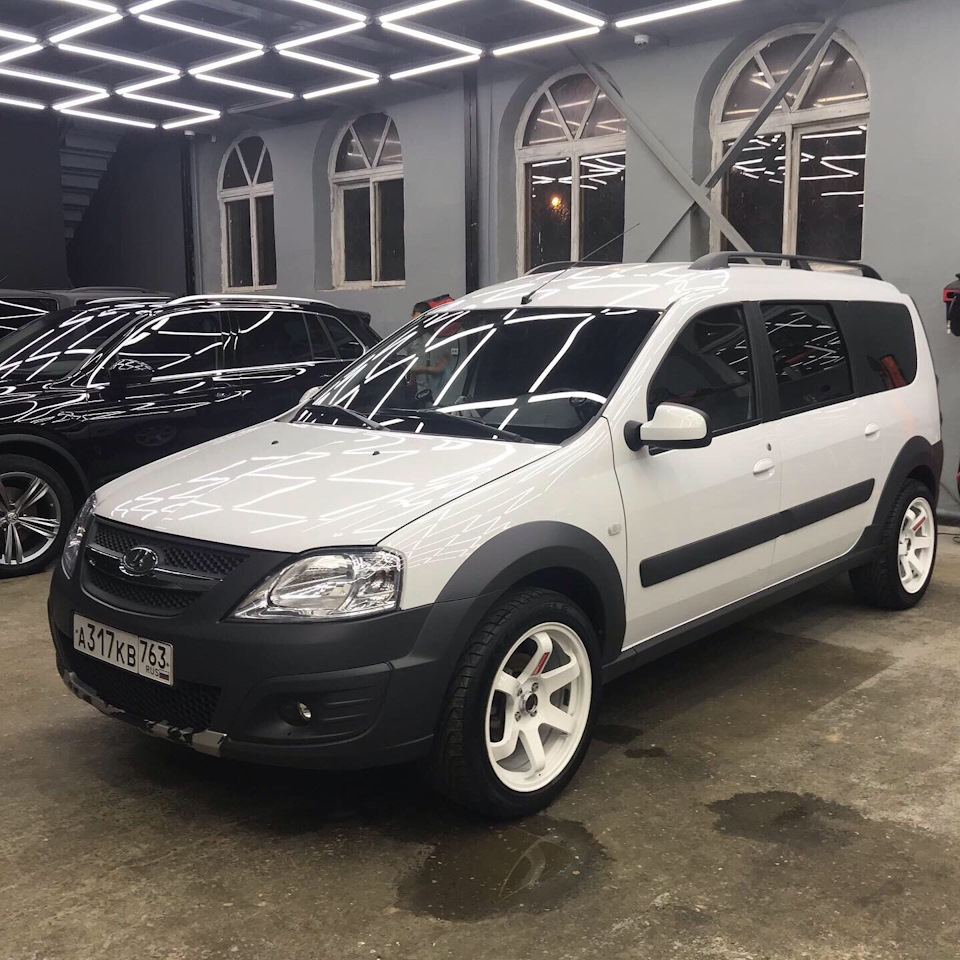 Продажа — Lada Largus Cross, 1,6 л, 2018 года | продажа машины | DRIVE2