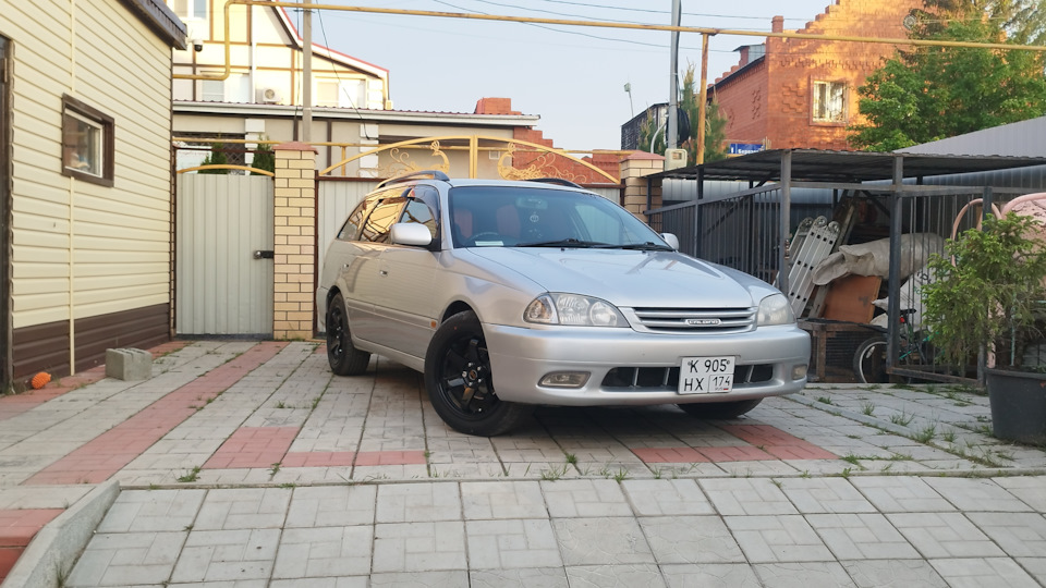 Toyota Caldina