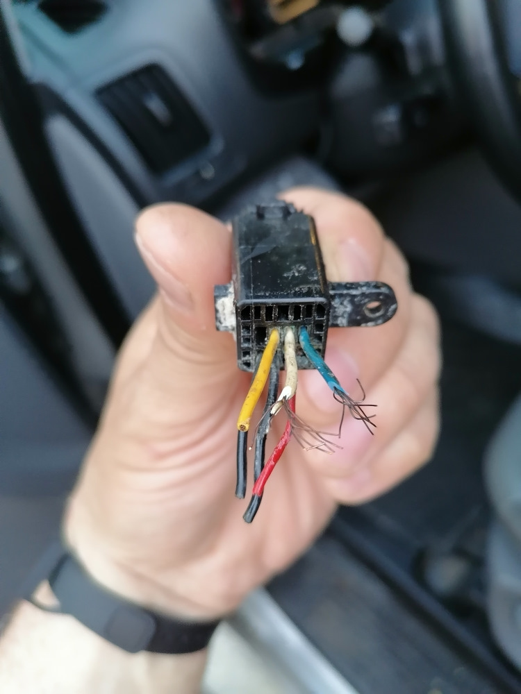 Купить Штекер Задний Фар Ближний Хундай Старекс