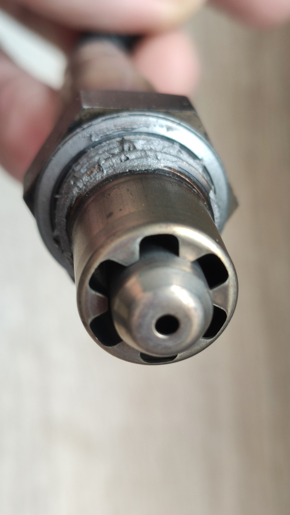 Замена лямбда зонда — Audi A6 (C5), 2,7 л, 2002 года | своими руками ...