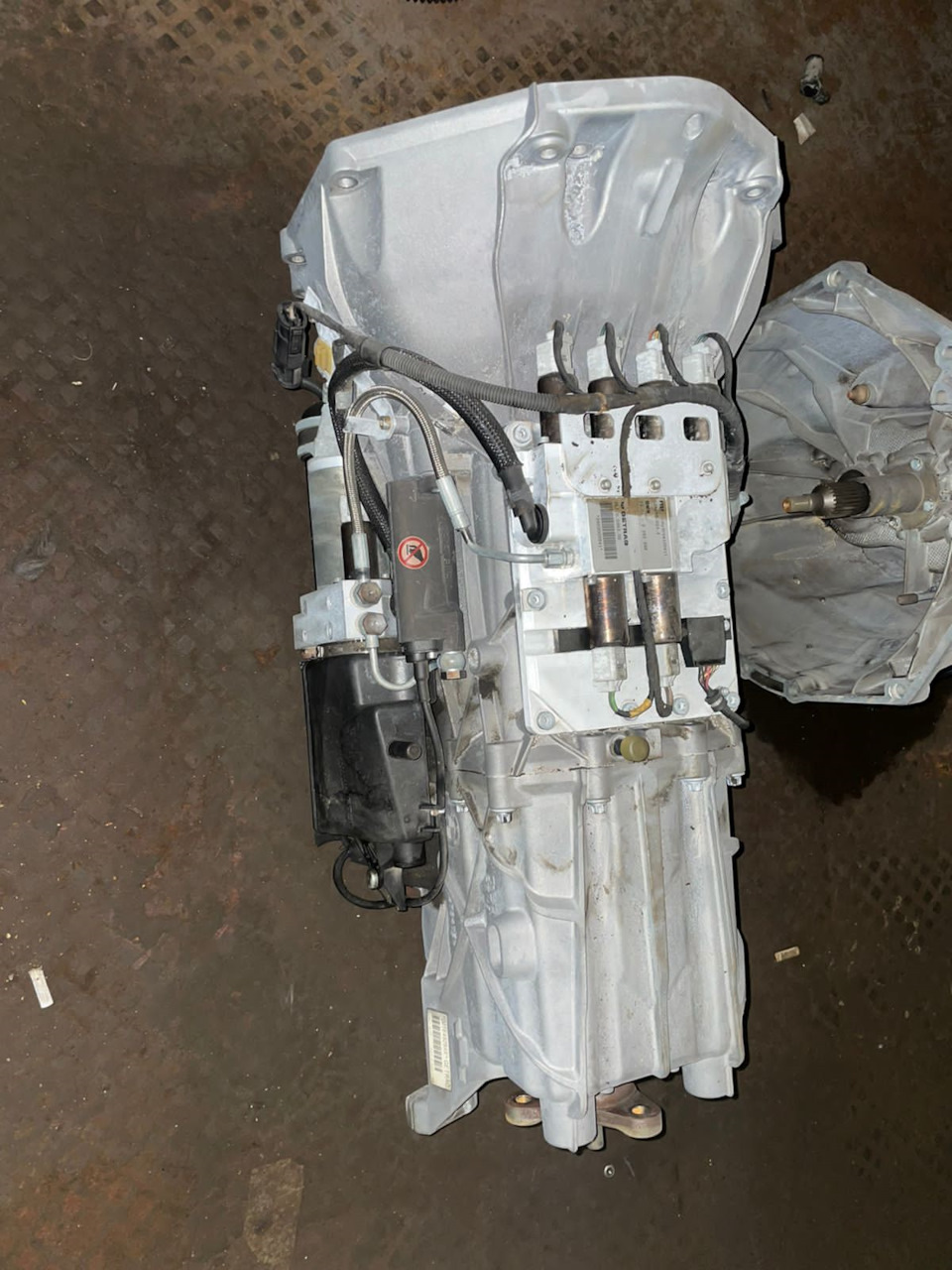 В поисках 1ой передачи… — BMW M5 (E60), 5 л, 2007 года | поломка | DRIVE2