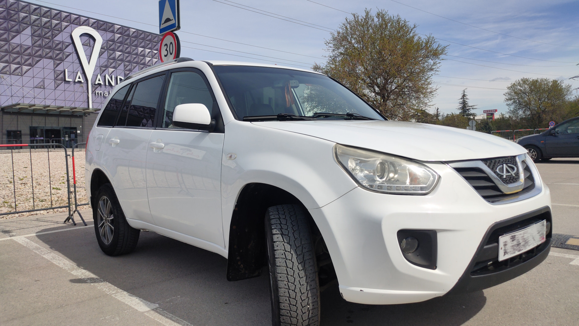 Chery Tiggo 2013. Чери Тиго фл 2013 1.6. Чери Тигго 2013 года. Chery Tiggo FL отзывы.